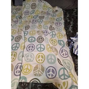 Free Spirit Peace Sign Shower‎ Curtain